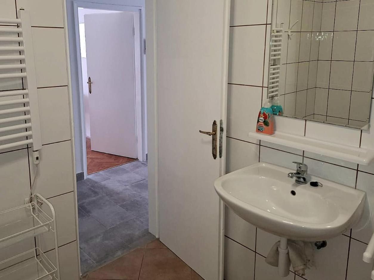 Apartman Matusan Palit55 Rab Town Exterior foto